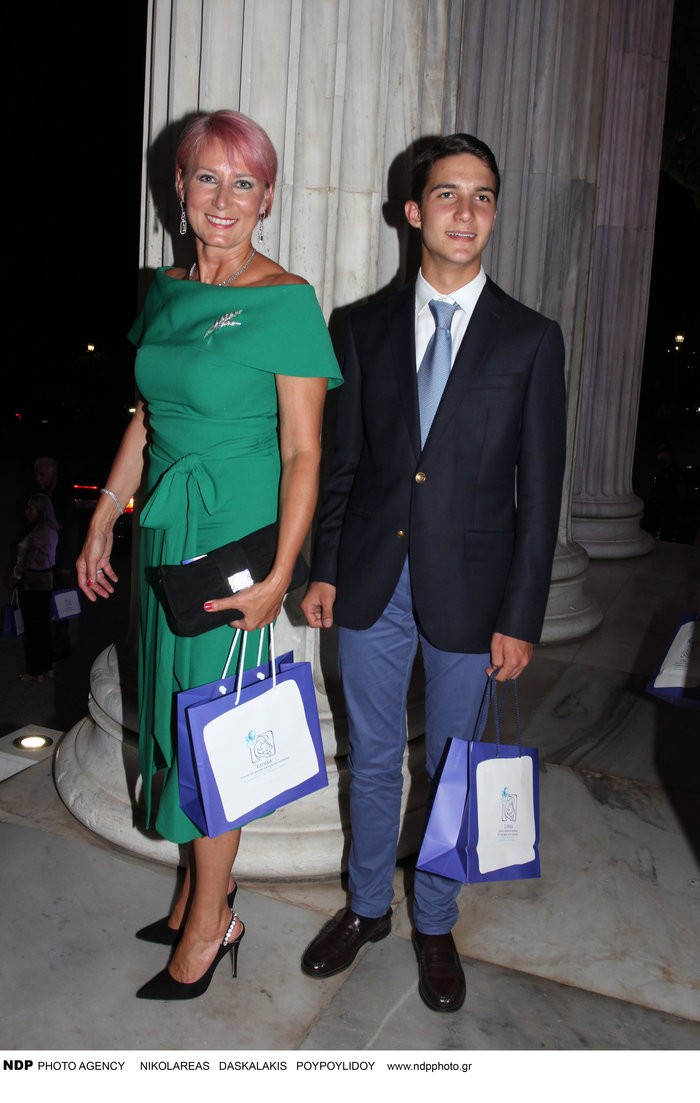 Νατάσα Παζαΐτη