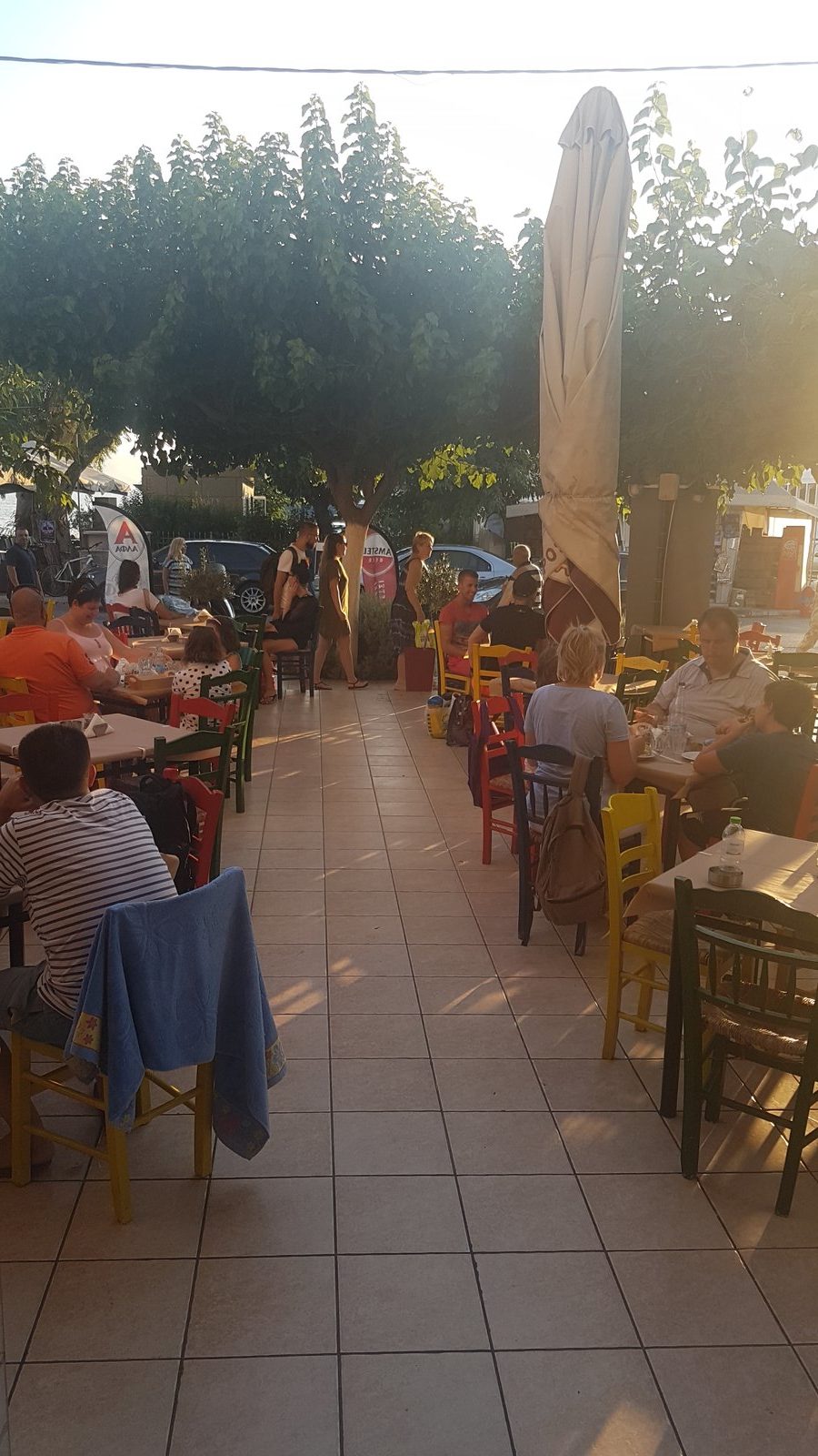 o-gyros-tou-dionysh-77