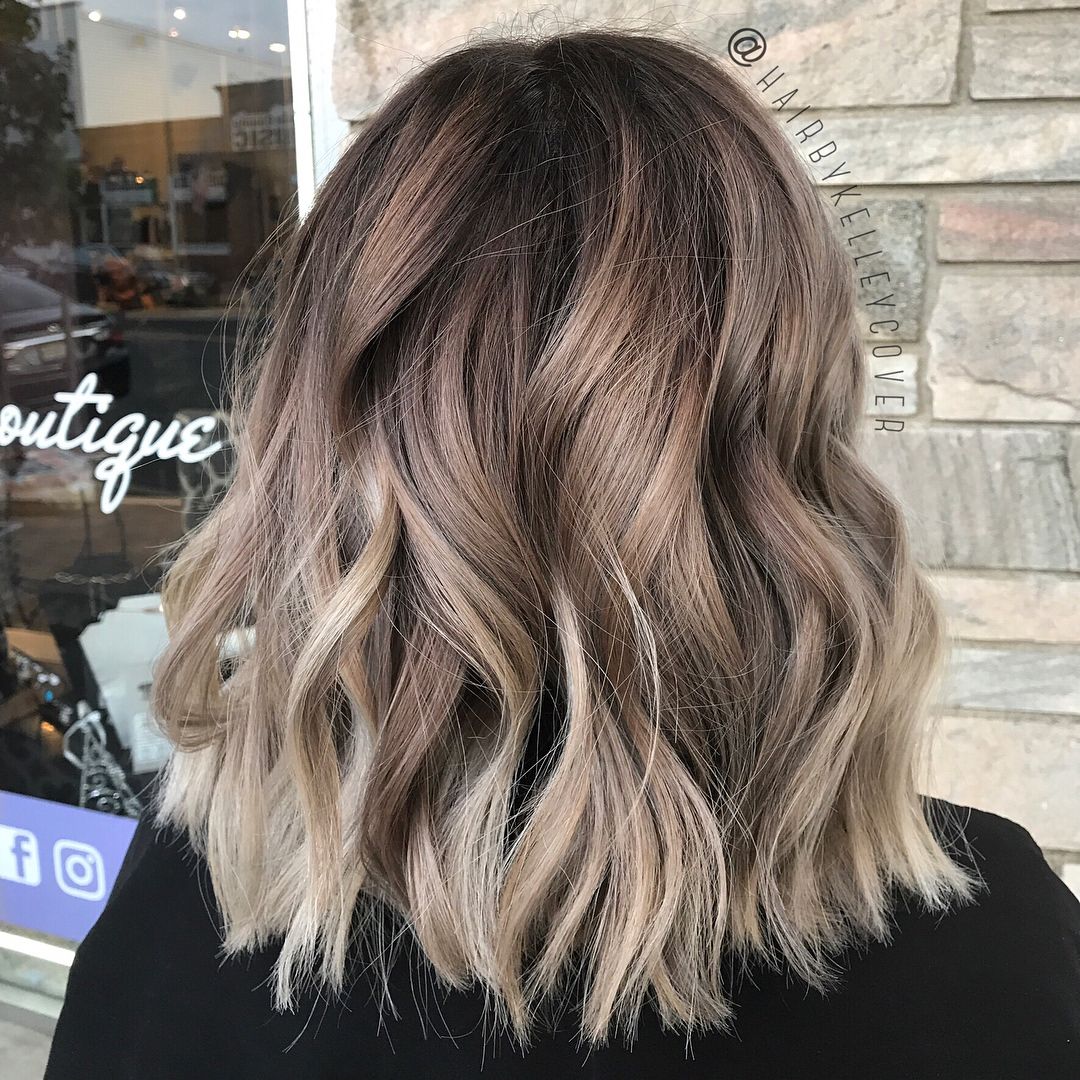 Пепельно русый балаяж. Шейда фэшиониста. Смоки волосы. Смоки омбре. Смоки хэйр.