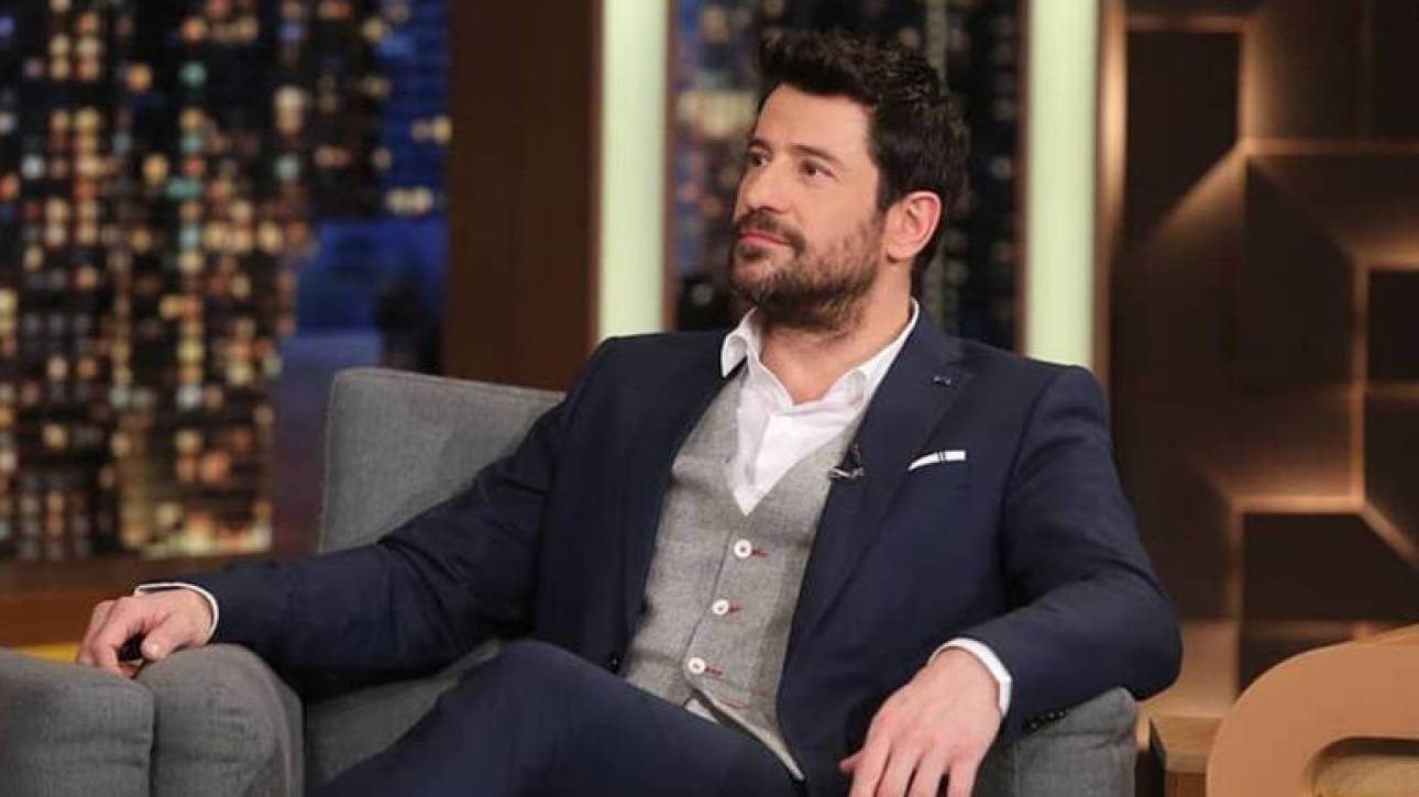 αλεξης γεωργουλης roomies