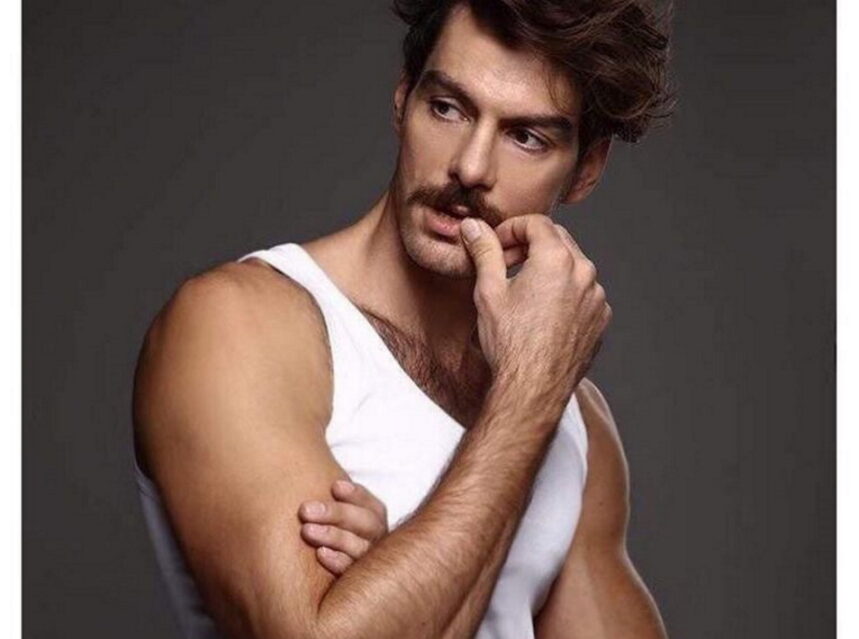 Γιάννης Κουκουράκης: κάνει γυμναστική και μοιράζει εγκεφαλικά και ιδρώτα (φωτογραφία)