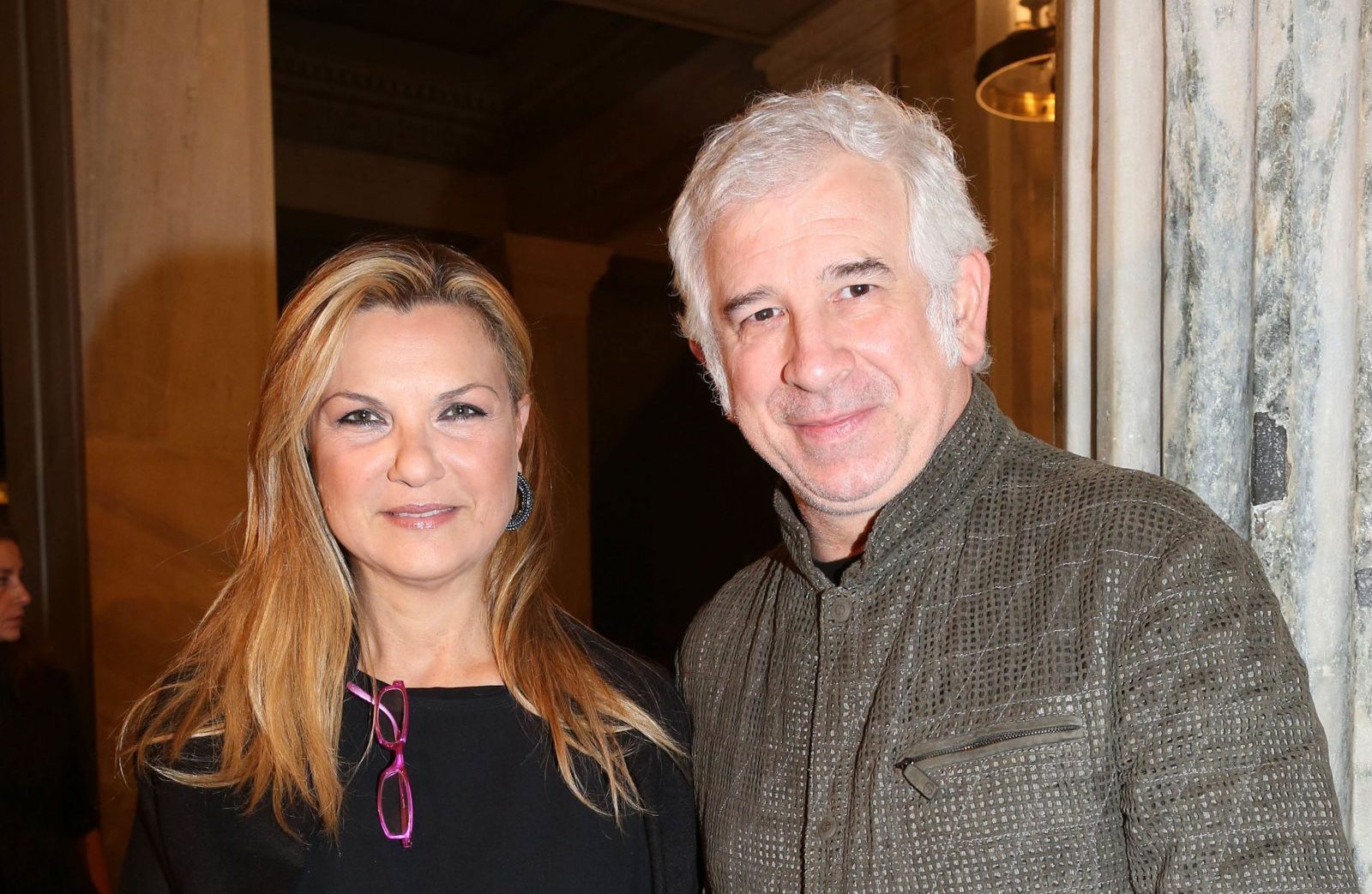 Λίγo μετά την προφυλάκιση Φιλιππίδη η Ελπίδα έσκισε το διαζύγιο - Όσα έγιναν μέσα στο γραφείο του Σοφού