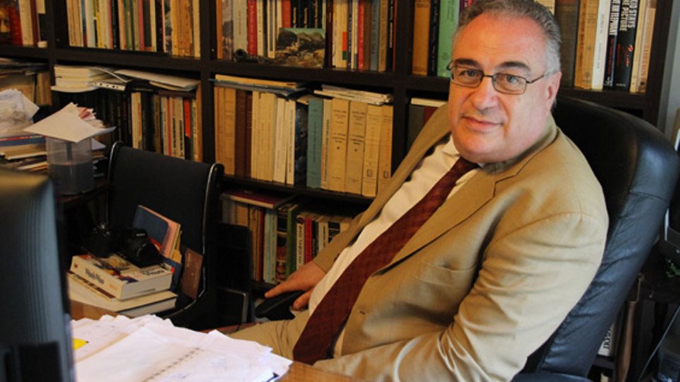 ΣΕΗ: 14 οι καταγγελίες κατά του Κώστα Σπυρόπουλου! Ομαδική καταγγελία για τον Πρόεδρο της Ένωσης Σεναριογράφων, Αλέξανδρο Κακαβά