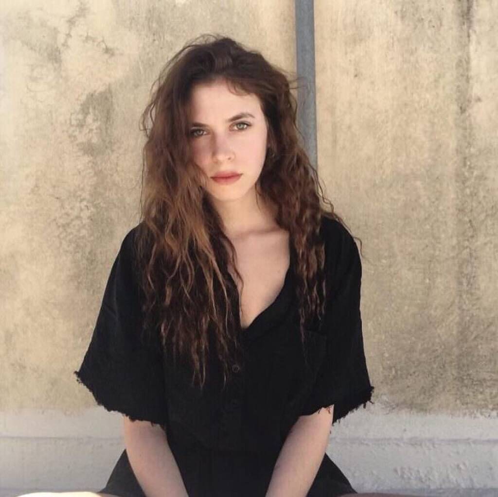 Άγριες Μέλισσες - Βίκυ Διαμαντοπούλου: «Η πιο δύσκολη στιγμή της Σοφούλας ήταν στη δίκη του Βόσκαρη»