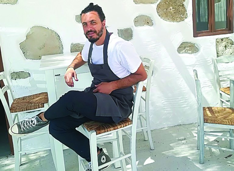 Πιστεύει ότι έχει πολλές πιθανότητες να κατακτήσει με τις γνώσεις του στην Ιταλική κουζίνα και όχι μόνο, τους κριτές και το Masterchef 5.