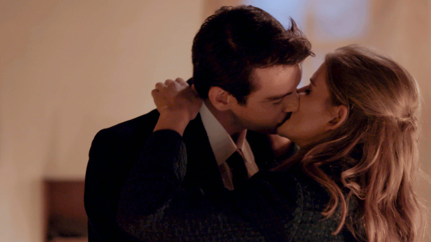 Άγριες μέλισσες spoiler: δεύτερες σκέψεις της Δρόσως για τον γάμο με τον Κωνσταντή