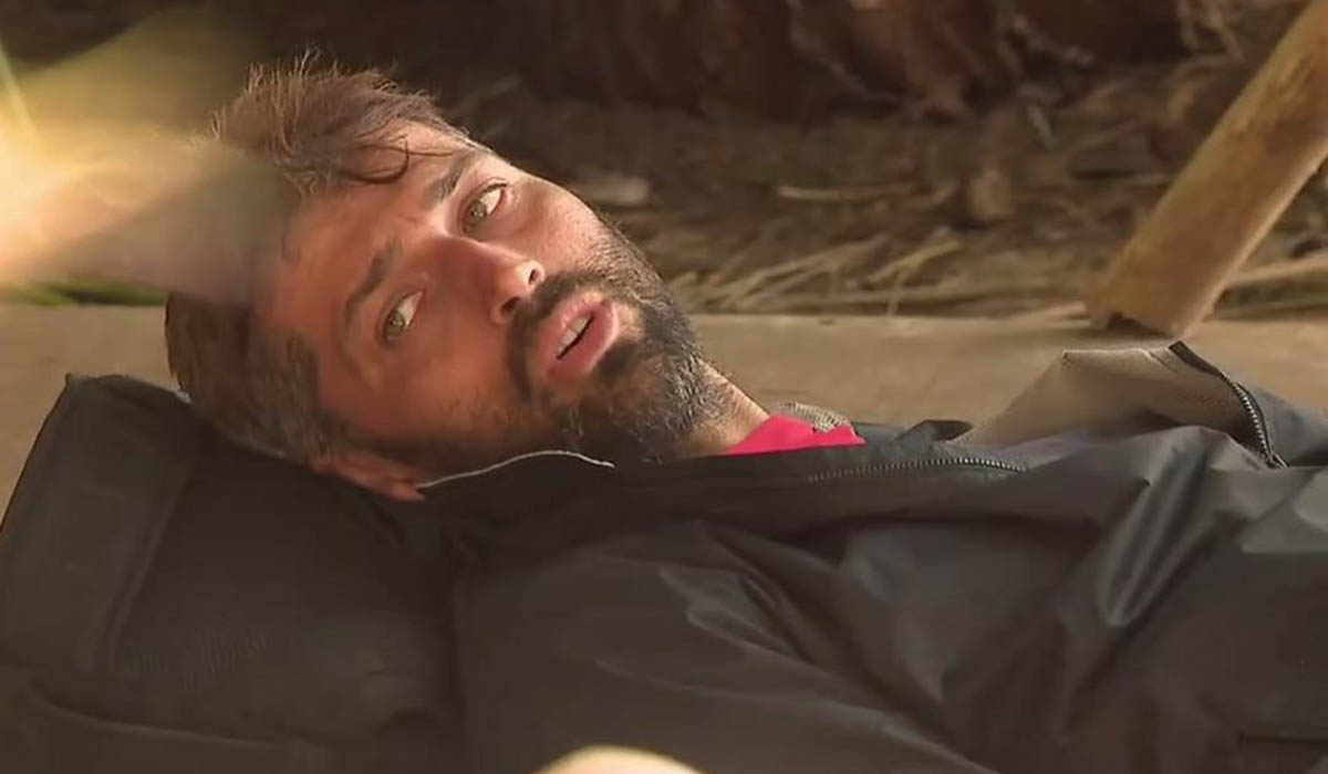 Survivor 4 – Spoiler: Ο.. προεδρικός λόγος του Αλέξη Παππά εξοργίζει τους παίκτες! «Ξεκινάει ο Πρόεδρος… ο Σατανάς»