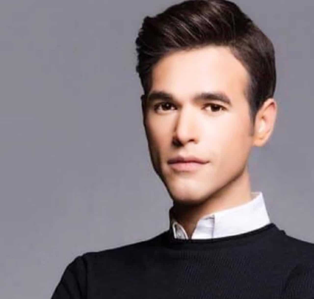 Μένιος Φουρθιώτης: Όταν ο Νίκος Καρβέλας τον «πετσόκοψε» σε ζωντανή σύνδεση - «Δεν ξέρεις να μιλήσεις»