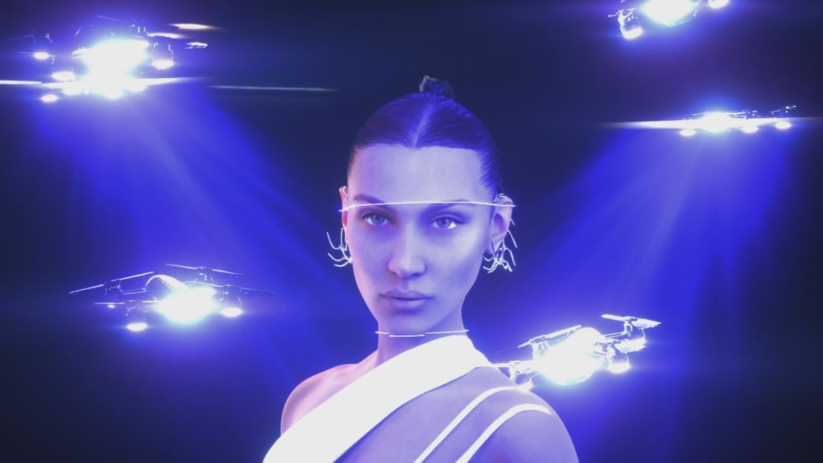 Μπέλα Χαντίντ: η εντυπωσιακή της εμφάνιση στο virual show του Mugler για την κολεξιόν SS2021