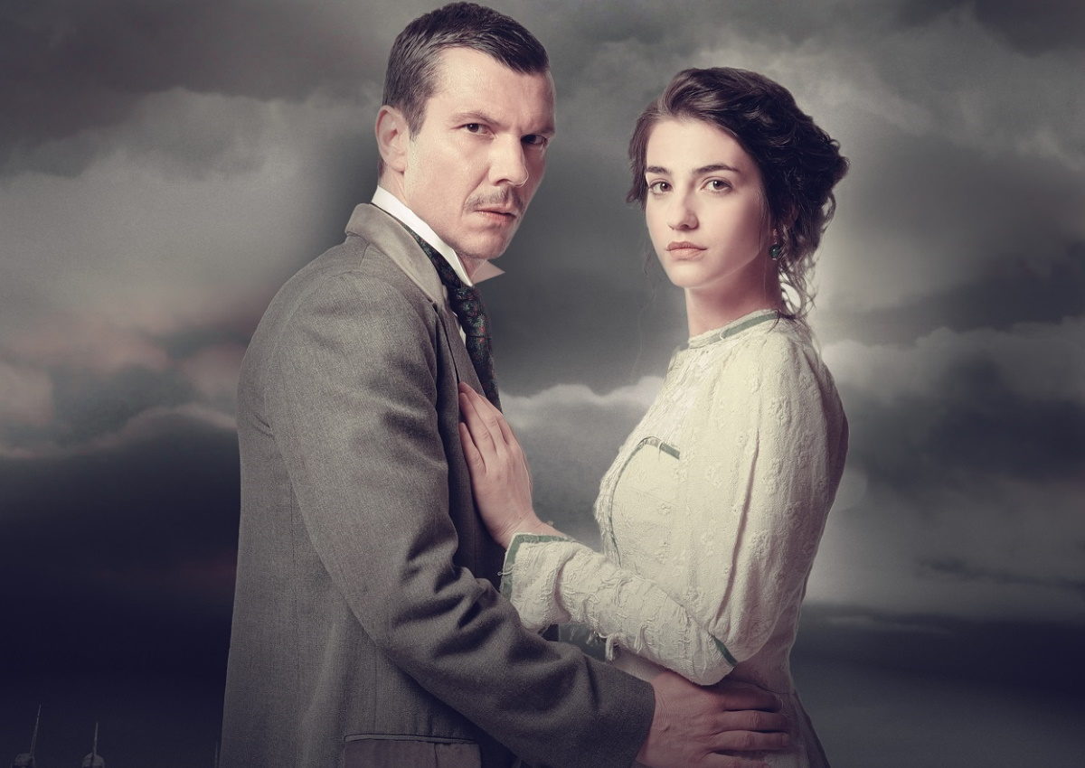 Ιωάννη Παπαζήσης – Αναστασία Παντούση: τι τρέχει με τους πρωταγωνιστές του Κόκκινου Ποταμιού! Είναι μόνο φίλοι;