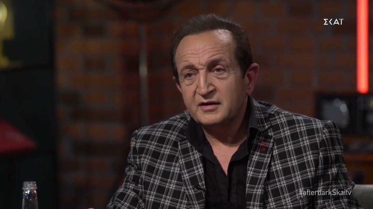 Σπύρος Μπιμπίλας: «Για το "μέτριος ηθοποιός" δεν ένιωσα απολύτως τίποτα. Κάπως μειδίασα και λέω κι άλλη μπούρδα θα ακούσω»