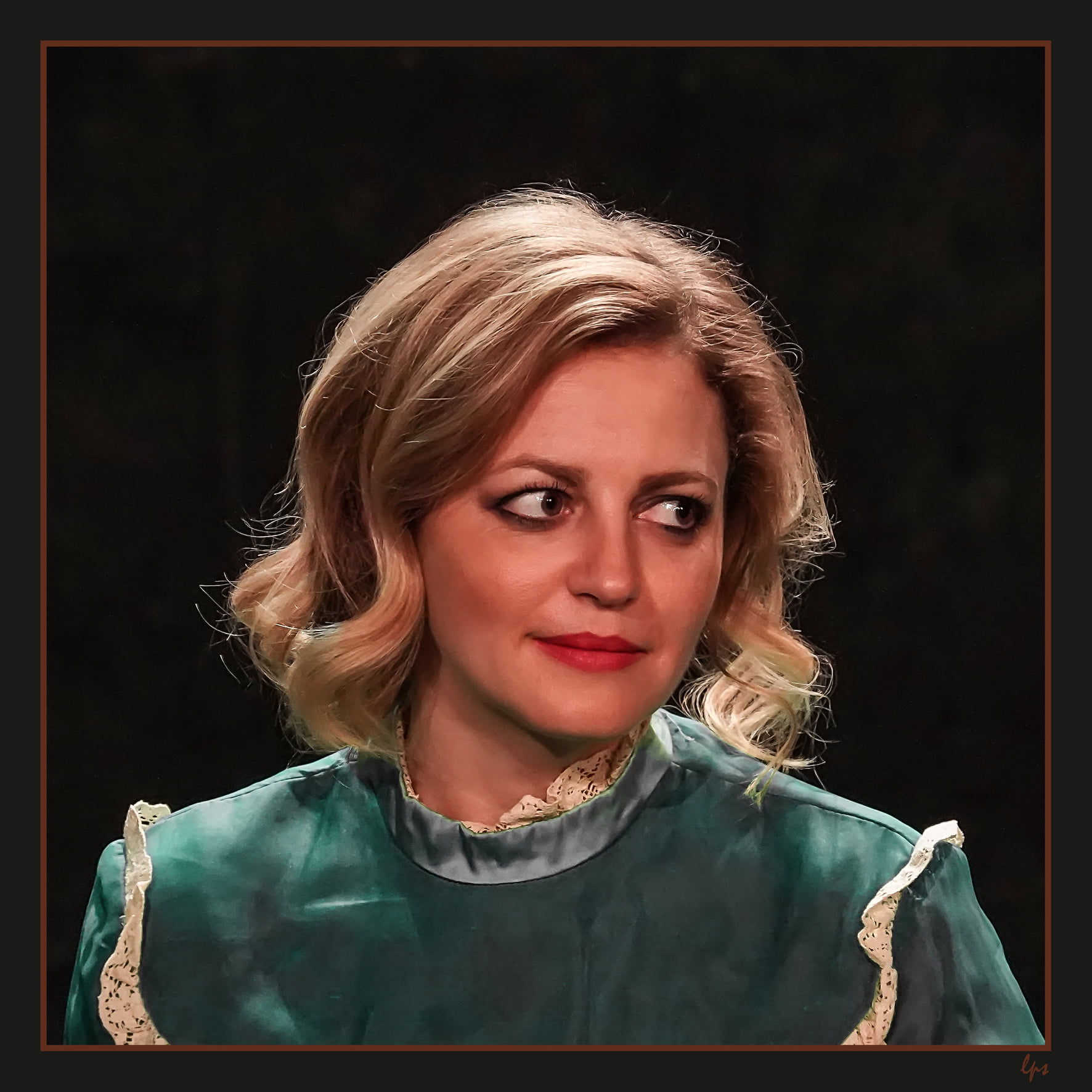 Άγριες Μέλισσες - Ορνέλα Λούτη: «Ο Προκόπης είναι λίγο ξεχωριστός, σε σχέση με τους άλλους άντρες που έχουν βρεθεί στο δρόμο της Λέτας»