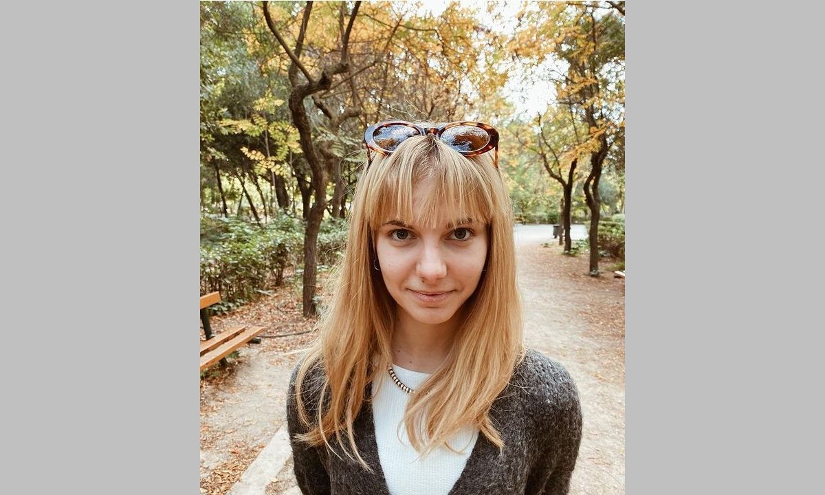 Σεμίραμις Αμπατζόγλου: το φρέσκο πρόσωπο στην σειρά 42°C στον ρόλο της Άννας