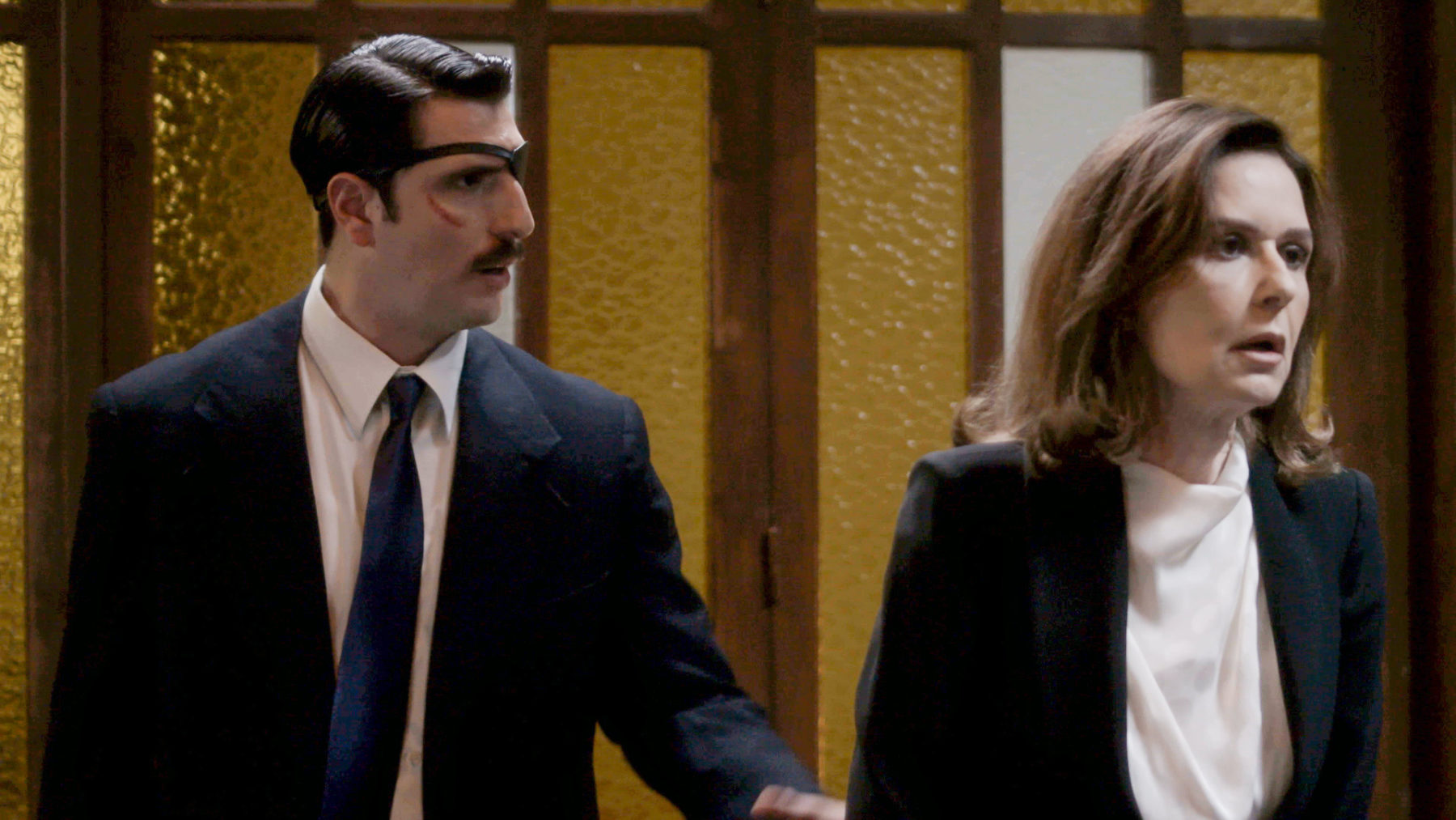 Άγριες μέλισσες spoiler: η Ανέτ χτυπάει τον Μελέτη! Οριστική ρήξη ανάμεσα σε μητέρα και γιο