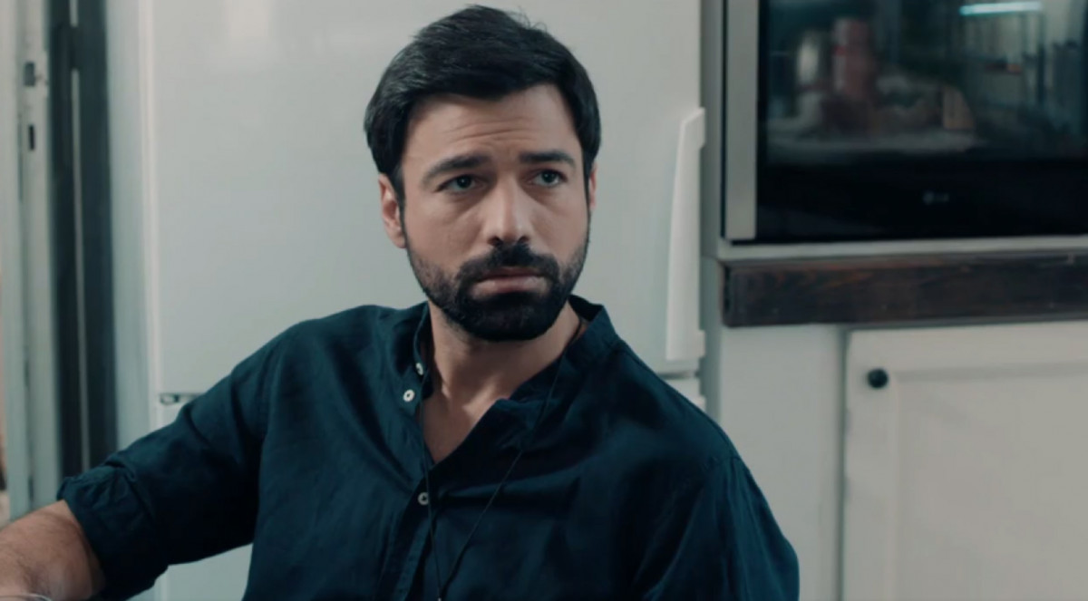 8 Λέξεις: ο Οδυσσέας έχει αρχίσει να αγριεύεται από την παρουσία της Ηλιάνας