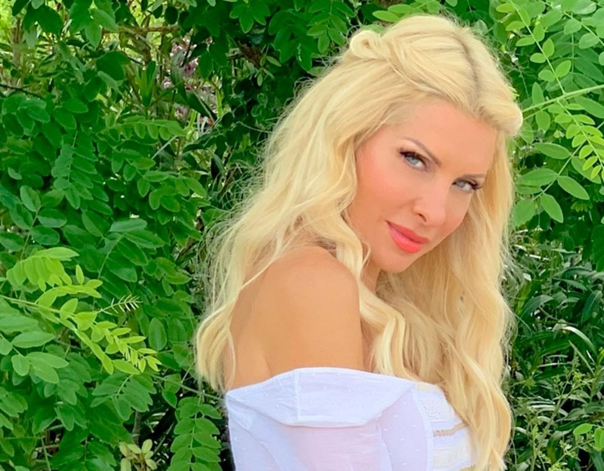 Ελένη Μενεγάκη: Αυτοί είναι οι 3 συνεργάτες που «πολιορκεί» για την εκπομπή της