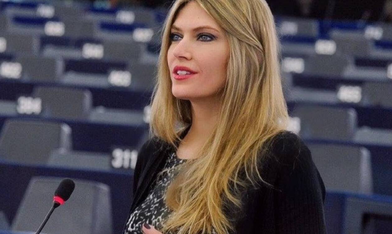 Εύα Καϊλή: «Ο ερχομός της Αριάδνης στη ζωή μας είναι δώρο»