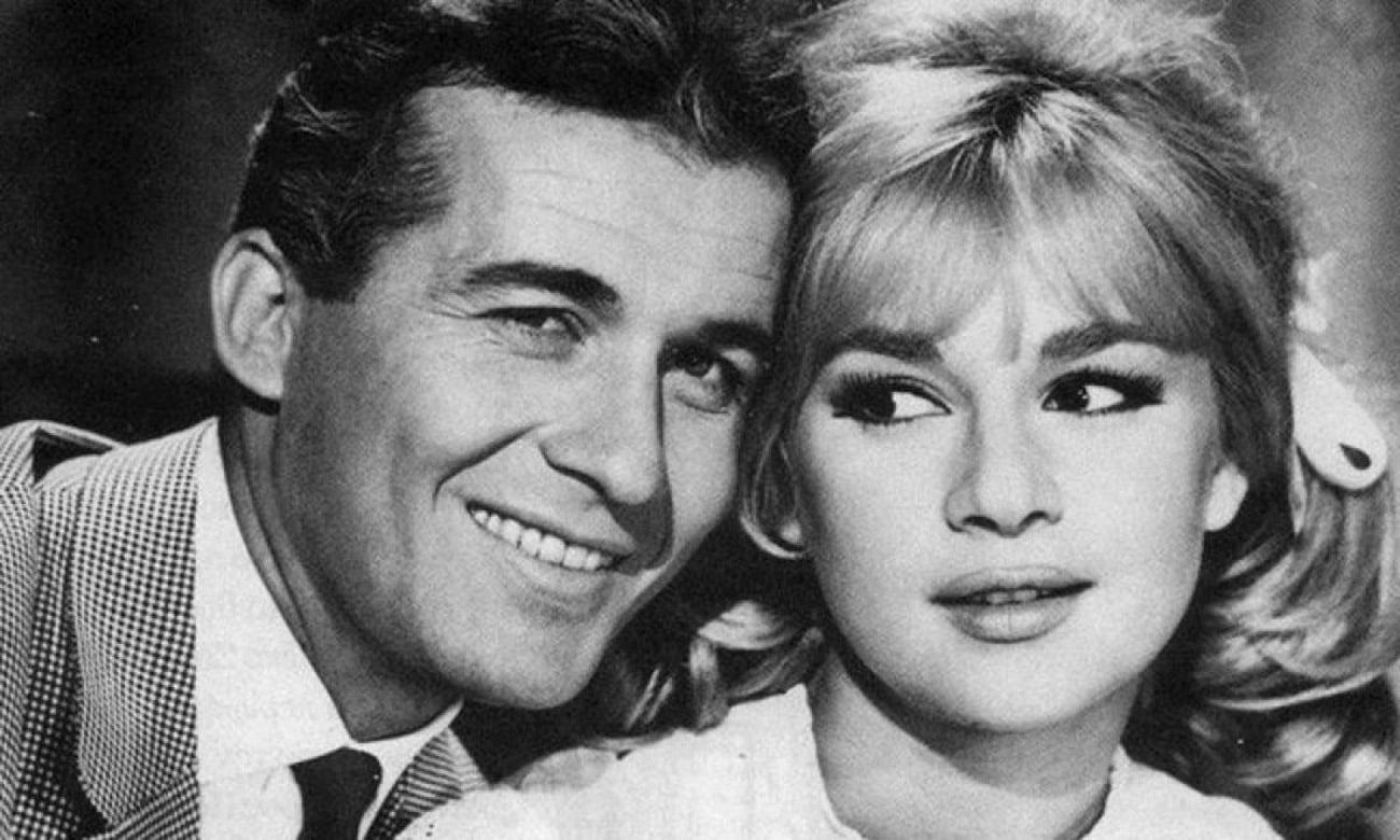 Δημήτρης Παπαμιχαήλ: πουλήθηκε το παλατάκι του αξέχαστου ηθοποιού στο Πόρτο Ύδρα! Πόσα χρήματα δαπανήθηκαν