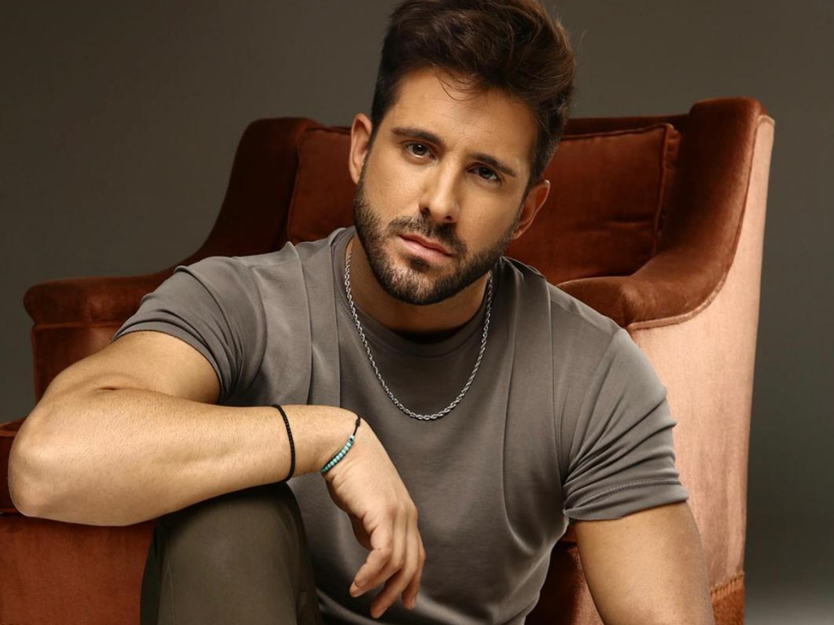 Γιώργος Λιβάνης: Η ξανθιά που του έκλεψε την καρδιά - Ανήκει στον χώρο της showbiz