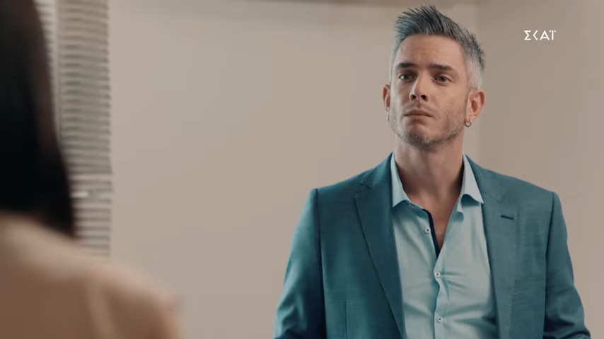 8 Λέξεις: ο Αιμίλιος υποχωρεί και δέχεται την ήττα από τη Δάφνη