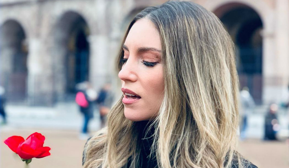 Αθηνά Οικονομάκου: μας δείχνει τις αλλαγές στο σώμα της λίγες μόνο ημέρες μετά τον τοκετό