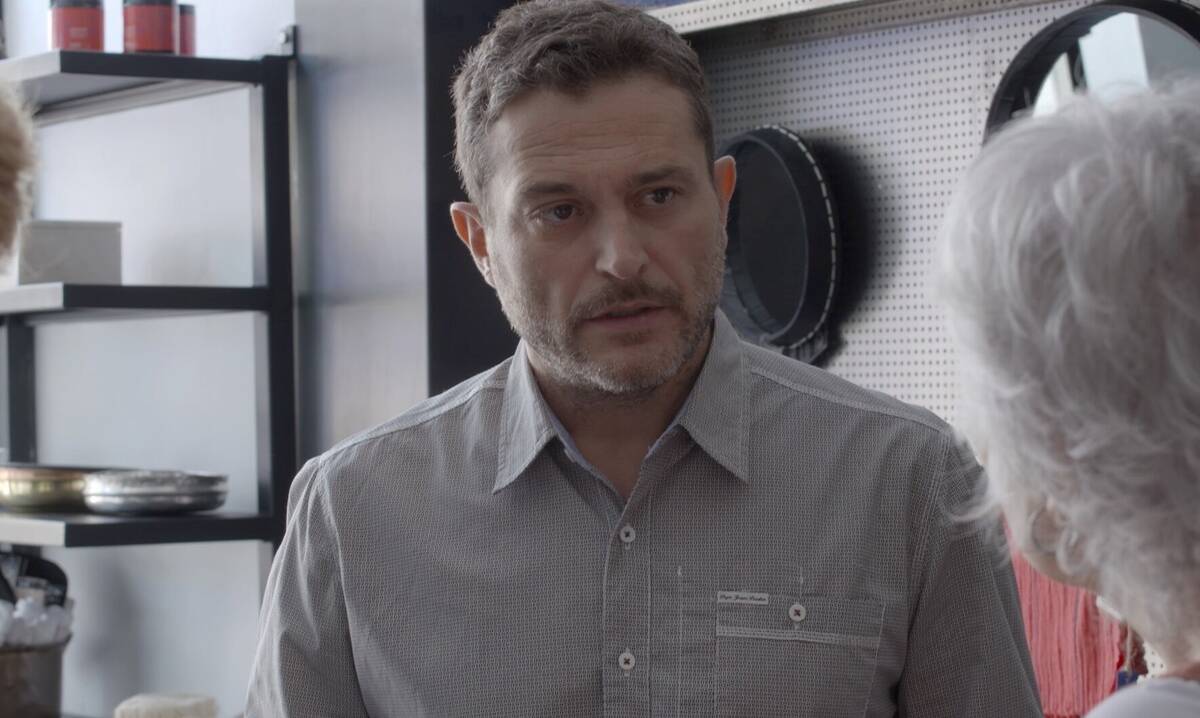 Ήλιος: ο Δημήτρης συλλαμβάνει το Στέφανο