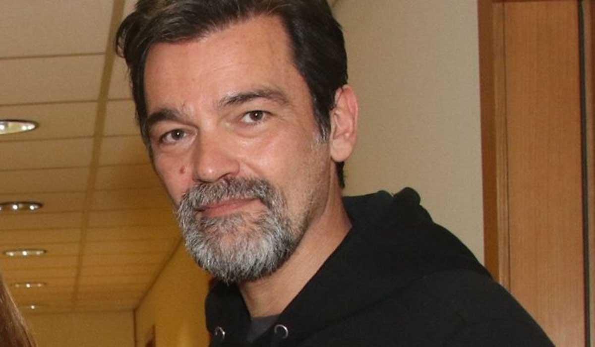 Κωνσταντίνος Καζάκος: «Παλιά περίμενα να χτυπήσει το τηλέφωνο για δουλειά, τώρα παίρνω τηλέφωνο και ζητάω δουλειά»