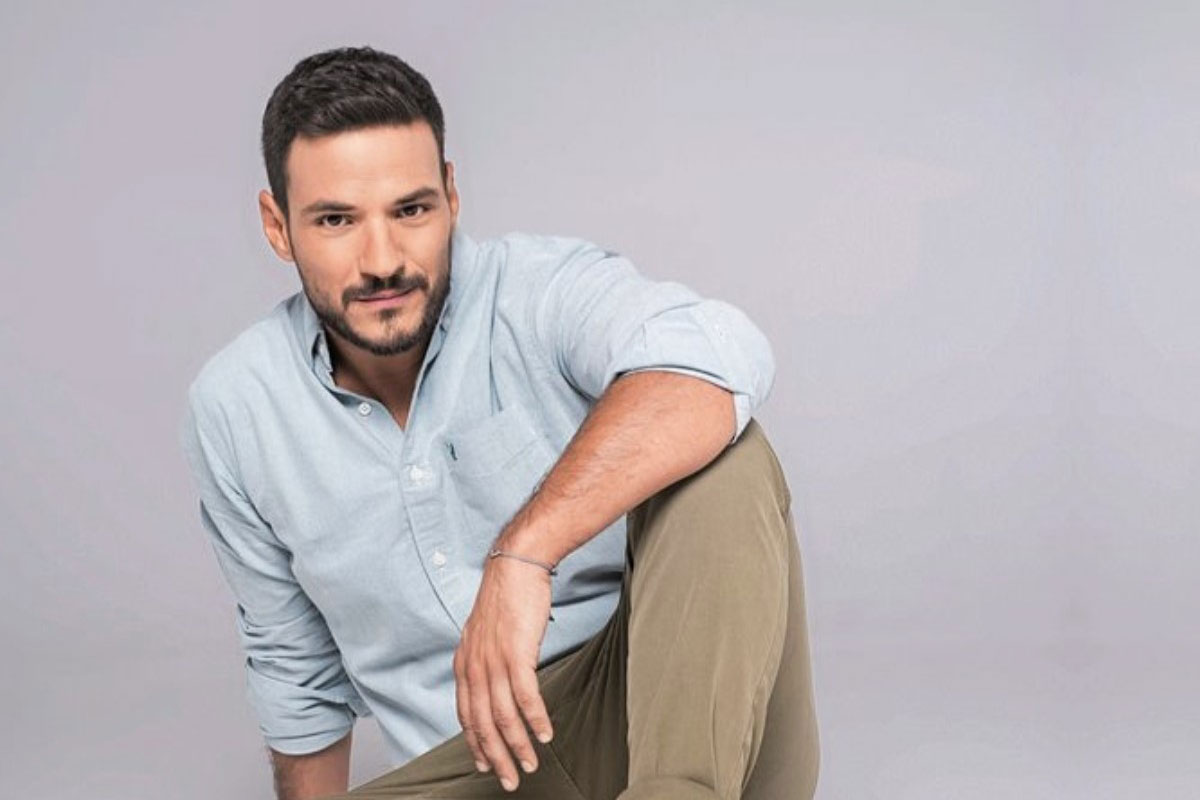 Ο Κώστας Τσουρός για τις κρίσεις πανικού – «Είχε να κάνει με την παιδική μου ηλικία και τον πατέρα μου»