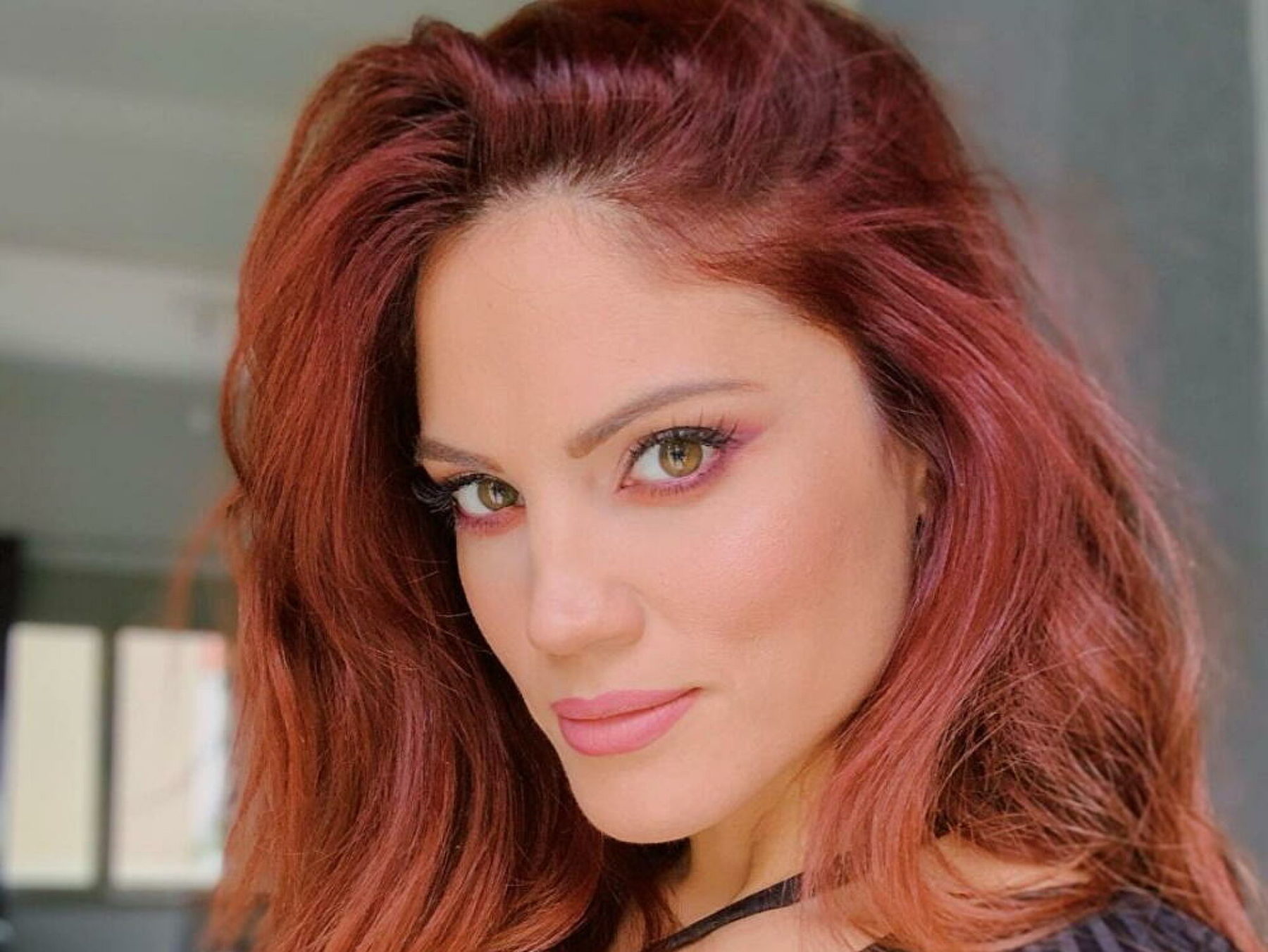 Μαίρη Συνατσάκη: Ποζάρει άβαφη και στέλνει το δικό της μήνυμα