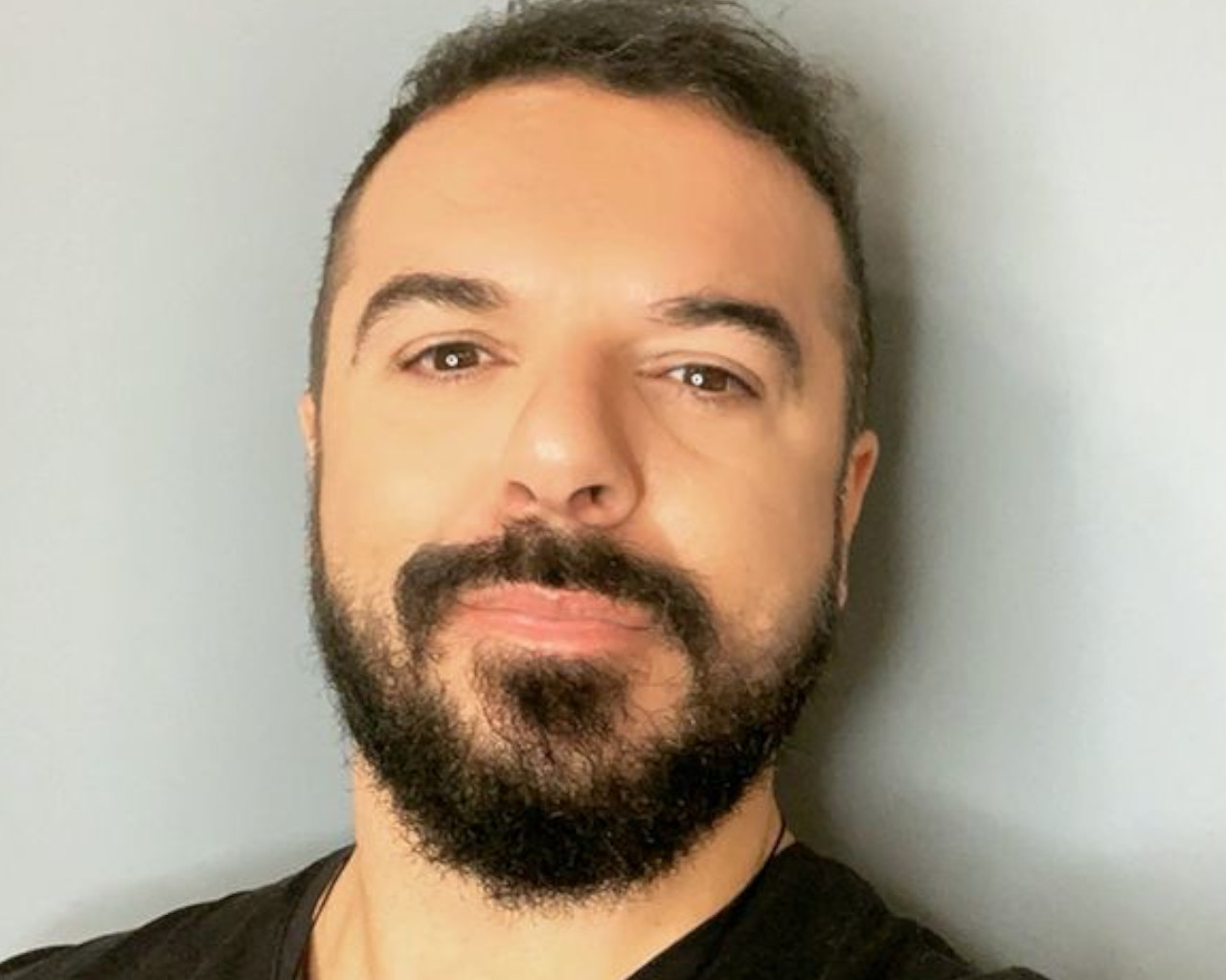 Τριαντάφυλλος: πήγε στον Άγιο Εφραίμ για να τον ευχαριστήσει που τον βοήθησε για 6 μήνες στο Survivor 4