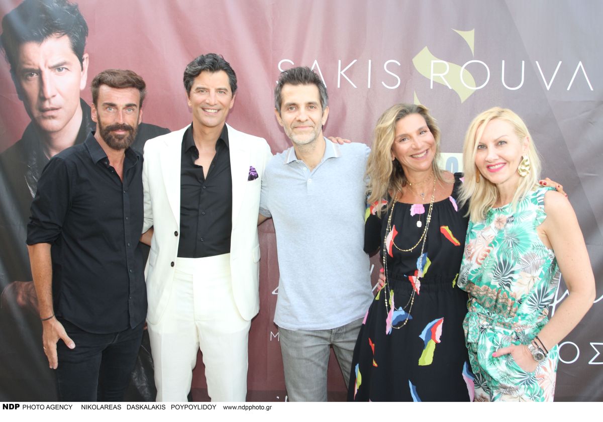 Σάκης Ρουβάς: είναι στα καλύτερά του και φταίει ο Φοίβος γι'αυτό