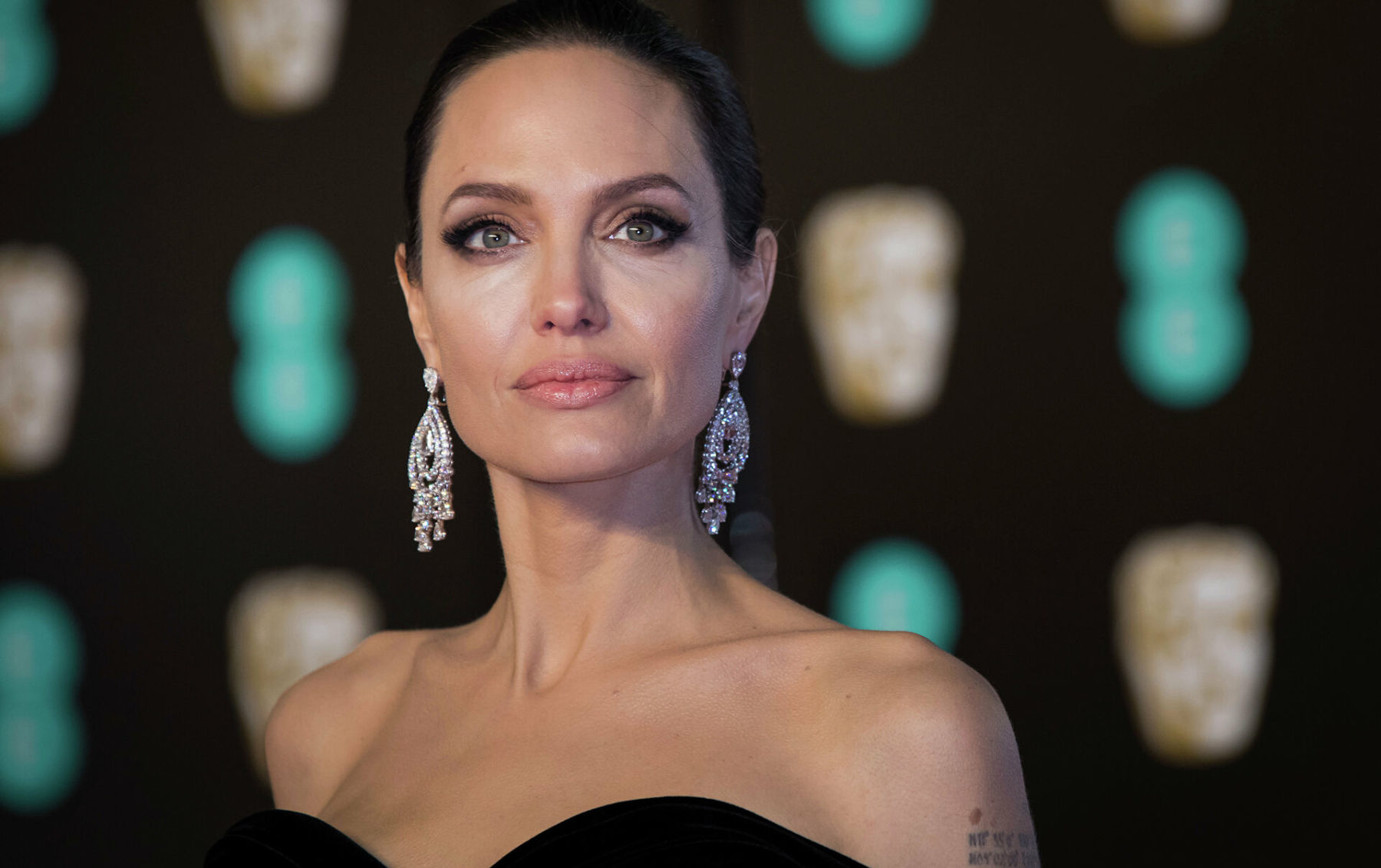 Αντζελίνα Τζολί: αυτός είναι ο άνδρας που της έχει κλέψει την καρδιά! Ερωτευμένη ξανά μετά τον Μπραντ Πιτ