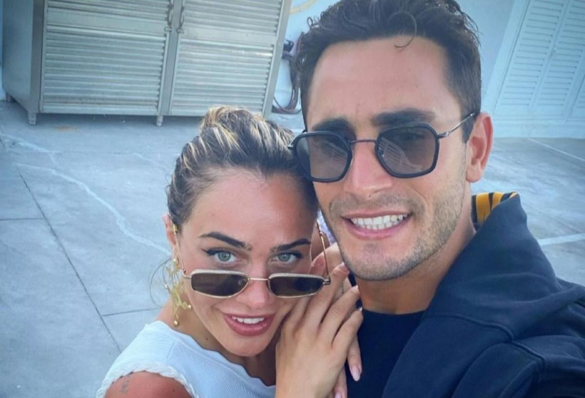 Κόνι Μεταξά - Μάριος Καπότσης: φουντώνουν ξανά οι φήμες για αρραβώνα μετά τη νέα τους συνεργασία