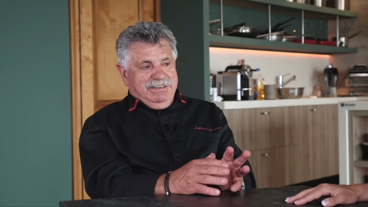 Λευτέρης Λαζάρου: «Η αναγνώριση και τα βραβεία ήρθαν με πολλές στερήσεις»