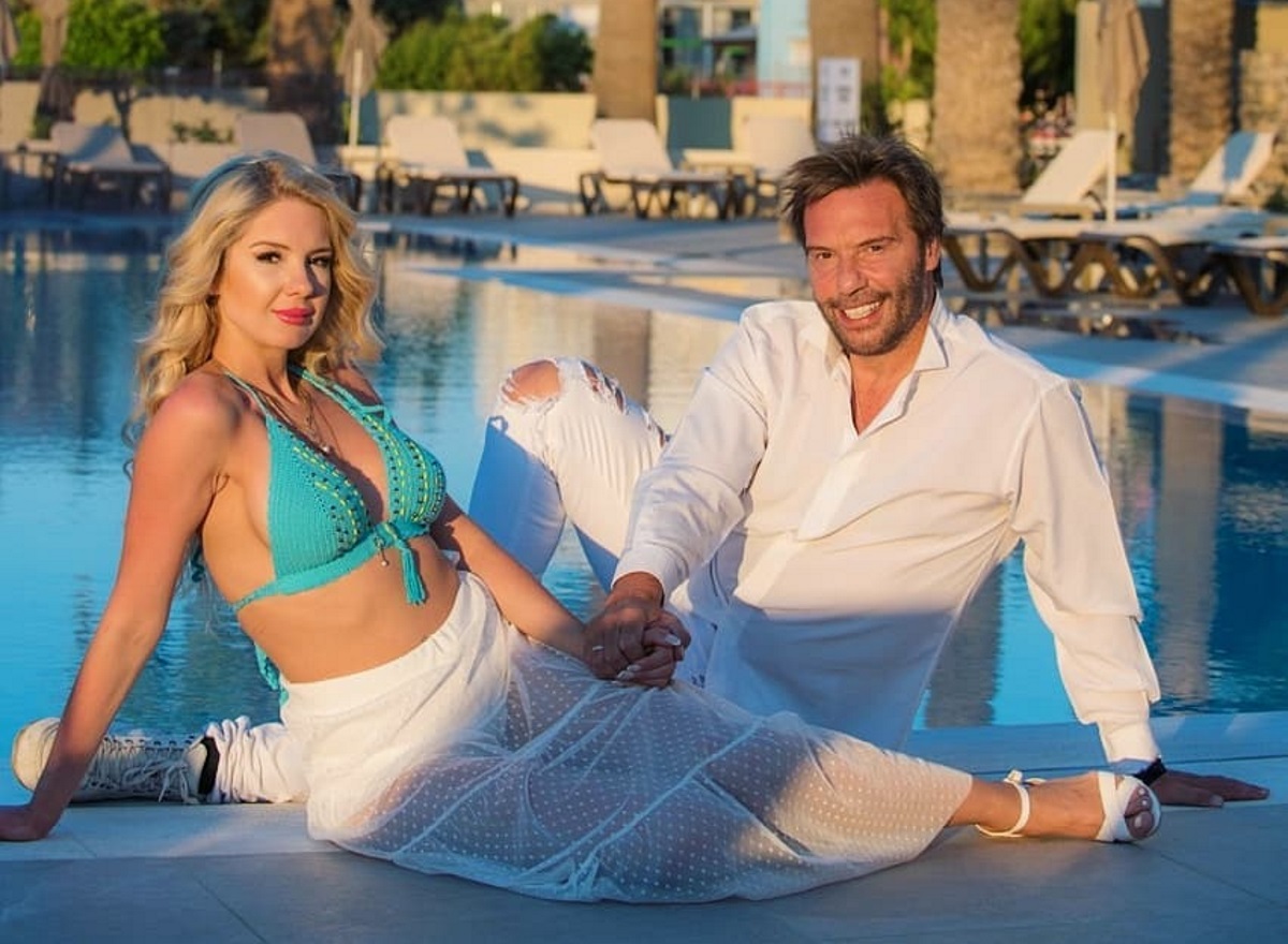 Στράτος Τζώρτζογλου - Σοφία Μαριόλα: σπίτι με θέα! Δείτε τη φωλιά του αγαπημένου ζευγαριού με φόντο την Ακρόπολη (φωτογραφίες)