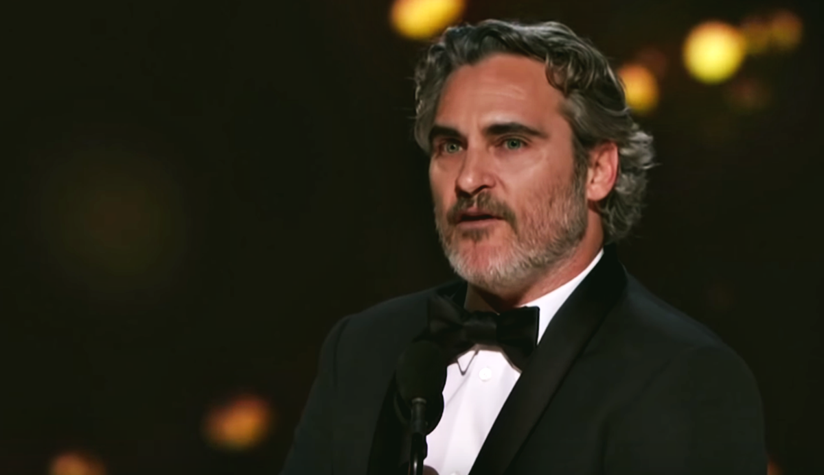 Χοακίν Φίνιξ: Απίστευτη αλλαγή για τον Χολιγουντιανό σταρ [φωτογραφίες]