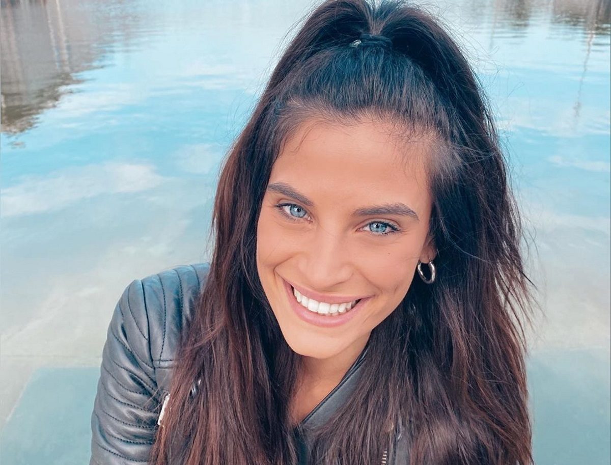 Χριστίνα Μπόμπα: αποκοιμήθηκε αγκαλιά με τις δίδυμες κόρες της