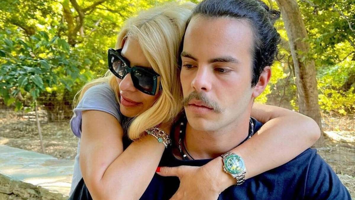 Άγγελος Λάτσιος: το απίστευτο πορτραίτο που ζωγράφισε στην παραλία