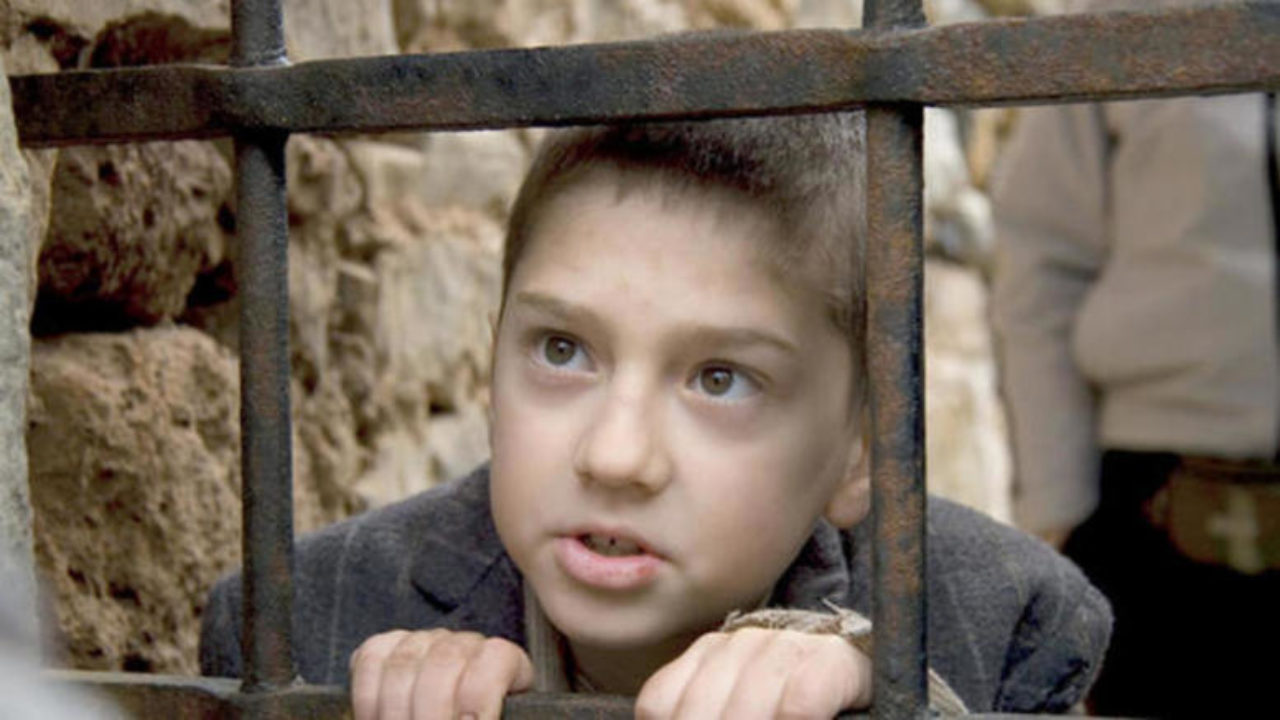 Μάνος Τσαγκαράκης: Δείτε πως είναι σήμερα ο μικρός Δημήτρης από «Το Νησί»