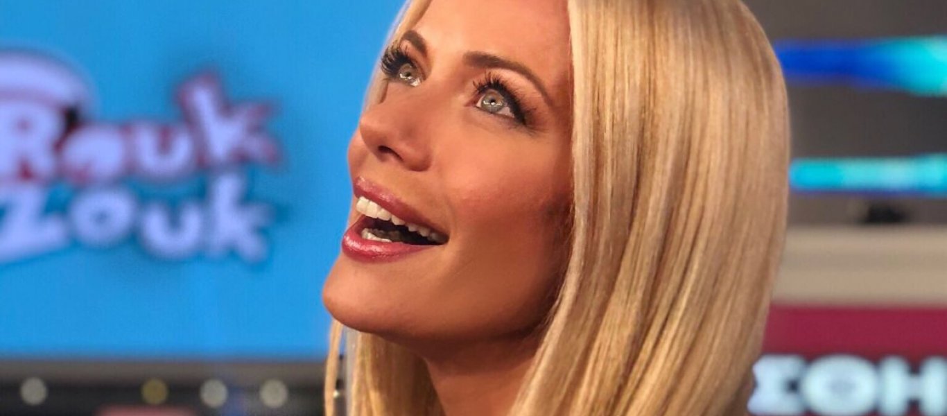 Ζέτα Μακρυπούλια: Σε αυτή την βίλα απολαμβάνει τις διακοπές της η παρουσιάστρια - Θα την ζήλευαν μέχρι και εκατομμυριούχοι!