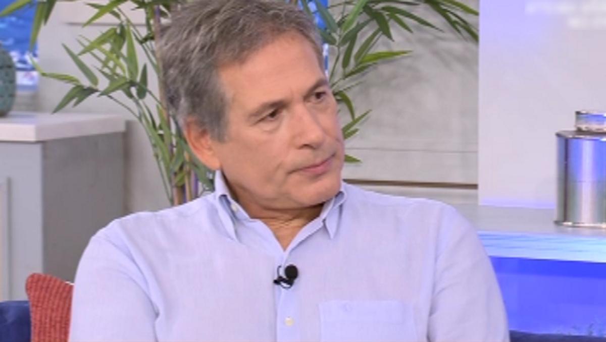 Θάνος Καληώρας: «Αποδιοργανωθήκαμε πλήρως - Το θέατρο υποφέρει πάρα πολύ»