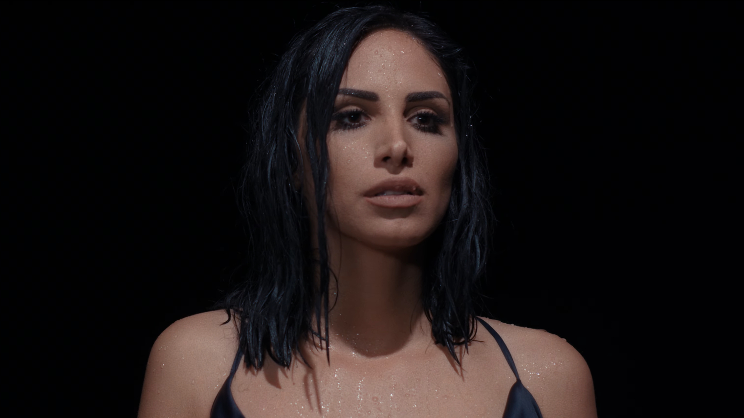 Λένα Ζευγαρά: «Κανένας δρόµος δεν είναι στρωµένος µε ροδοπέταλα, ούτε ο δικός µου»