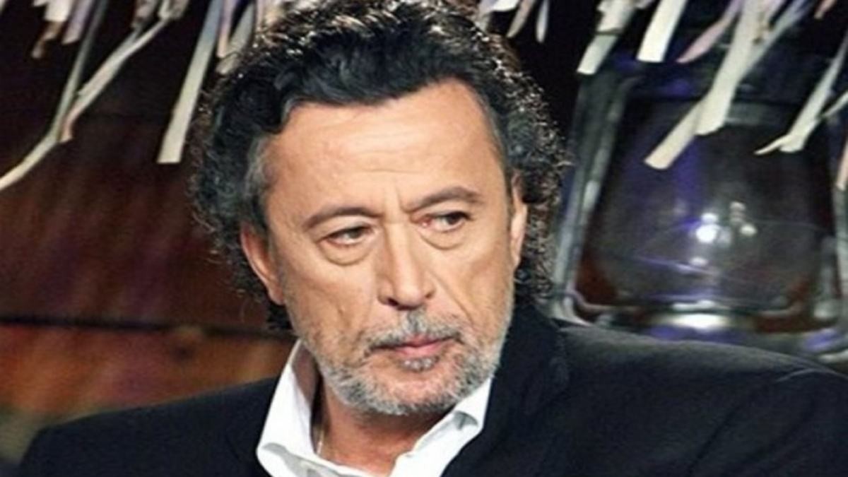 Ο Μάκης Τριανταφυλλόπουλος τα έβαλε άσχημα με τον Μητσοτάκη - «Την ώρα που εσείς καταβροχθίζαμε τα φιλέτα..»