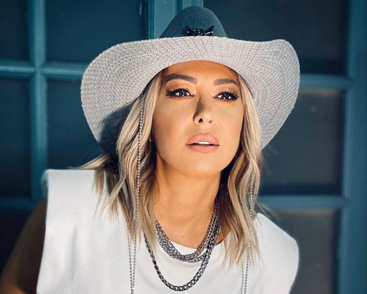 Μελίνα Ασλανίδου: Η αρετουσάριστη φωτογραφία της με «καυτό» σορτς