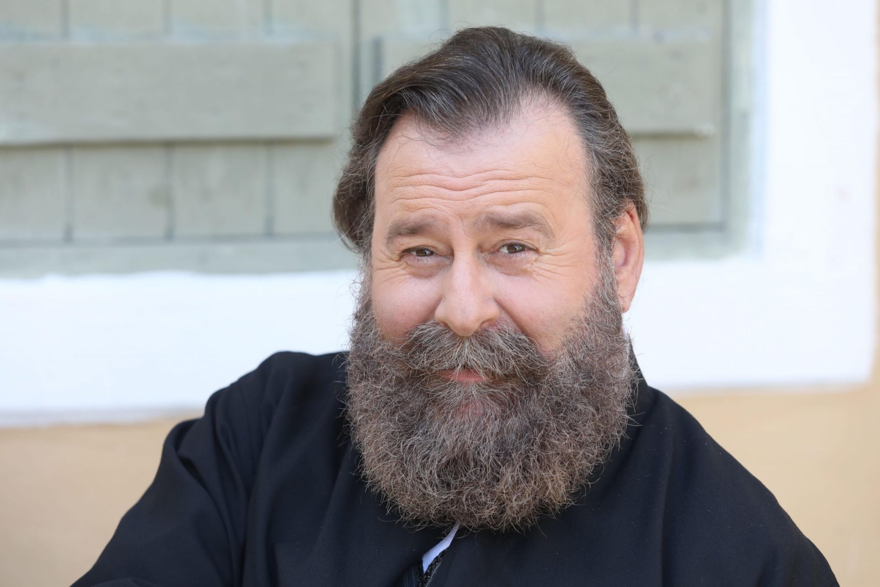 Κωστής Σαββιδάκης: «Γύρω μας υπάρχουν τόσα πολλά προβλήματα, καθημερινά συναντάμε ανθρώπους που δεν έχουν να φάνε, με σοβαρές αναπηρίες..»