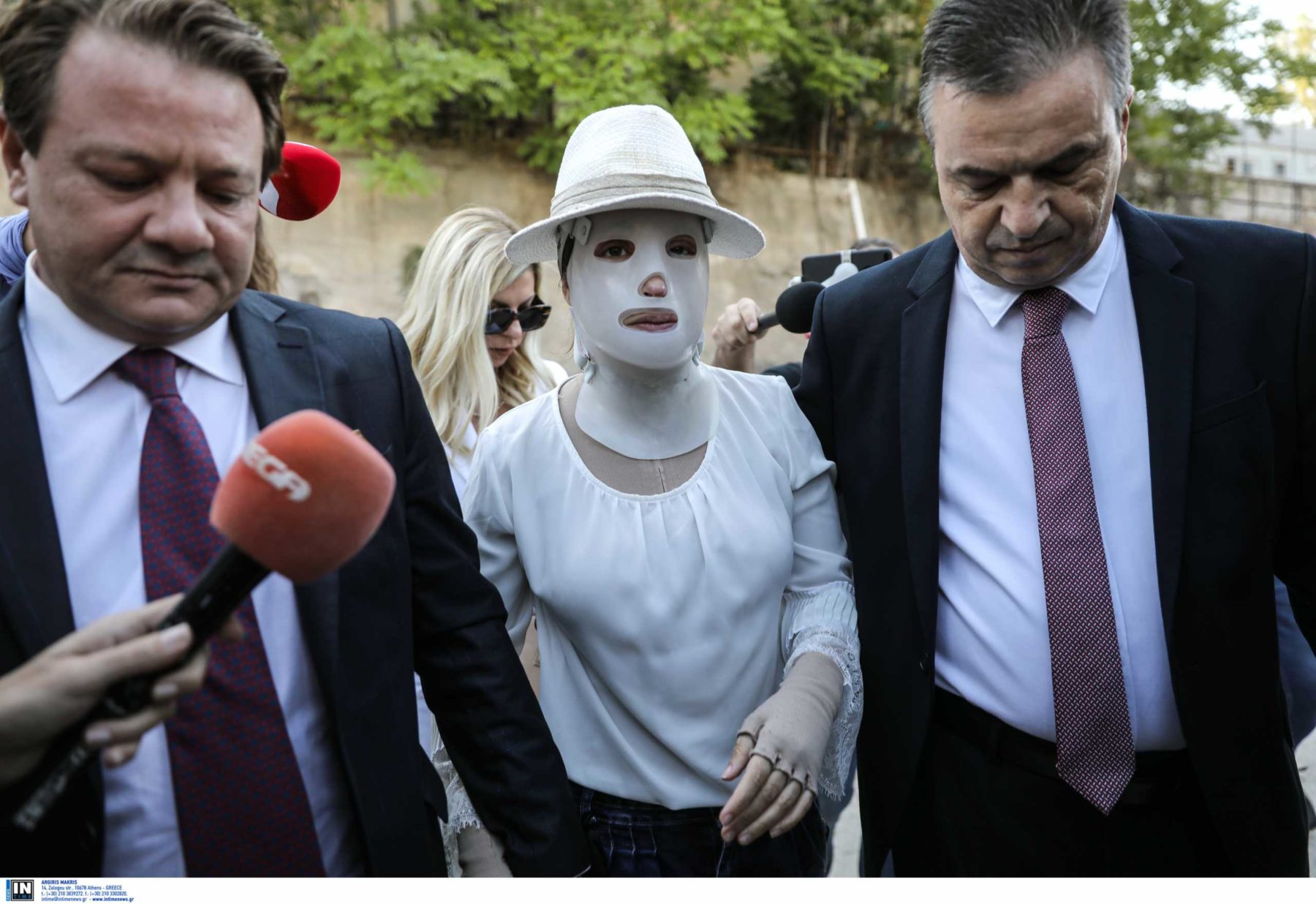 &Iota;&omega;ά&nu;&nu;&alpha; &Pi;&alpha;&lambda;&iota;&omicron;&sigma;&pi;ύ&rho;&omicron;&upsilon; 