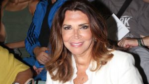 Η τελευταία βουτιά στον Θεολόγο της Μιμής Ντενίση για φέτος