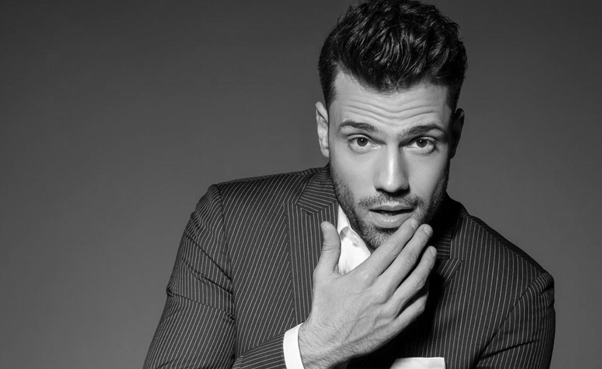 Ο Κωνσταντίνος Αργυρός αποκάλυψε την άγνωστη συγκατοίκηση με διάσημο τραγουδιστή