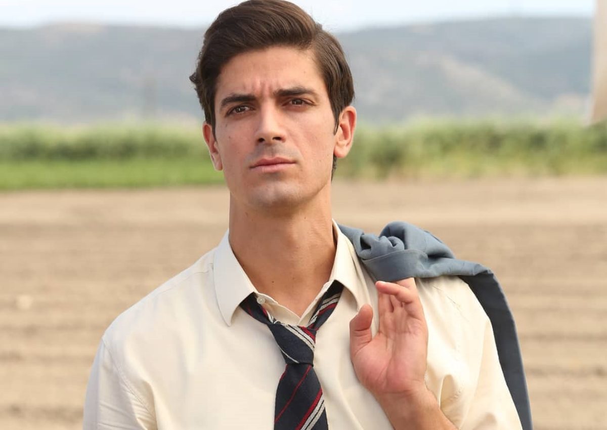 Άγριες Μέλισσες - Δημήτρης Γκοτσόπουλος: «Έχω δουλέψει από πλασιέ μέχρι μπάρμαν»