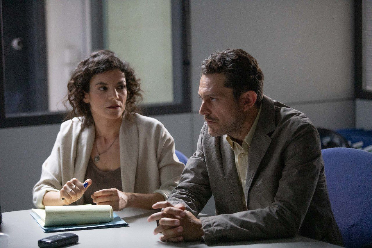 Ήλιος: η Ελπίδα και ο Δημήτρης έχουν υποψίες για το ποια μπορεί να είναι η βιολογική μητέρα του Ιάσωνα